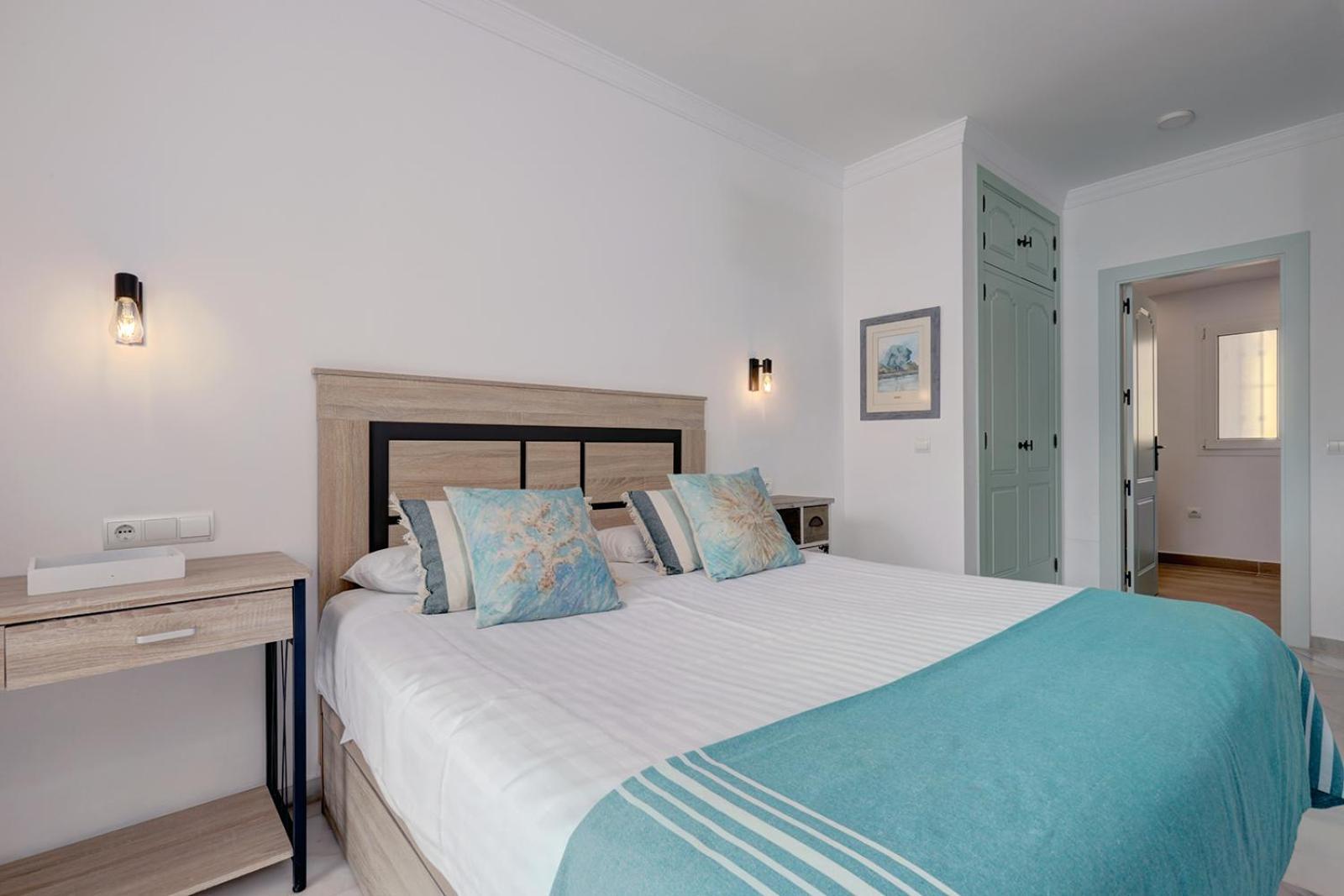 Punta Plata Beach Center Estepona Buitenkant foto